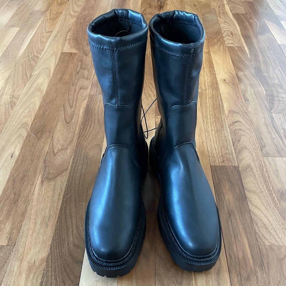 NWT Brand New H&M Faux Leather Black Boots